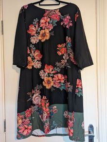 Perfect for Summer. Gorgeous long sleeve floral midi dress from Marisa & Marie