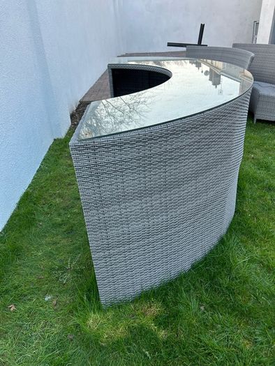 Outdoor Dining Set Plus Bar