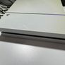 Ps4 white 500gb (no controller) Image 3