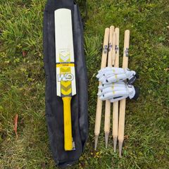 Gunn & Moore GM Maxi Select Adult Cricket Bat