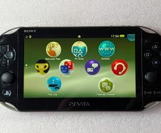 Sony PS Vita Slim : God Eater 2 Edition