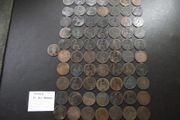 Great Britain. Victoria. 71 coins x half penny
