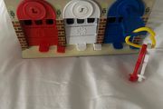 melissa and Doug Keys &amp; Cars Rescue Garage