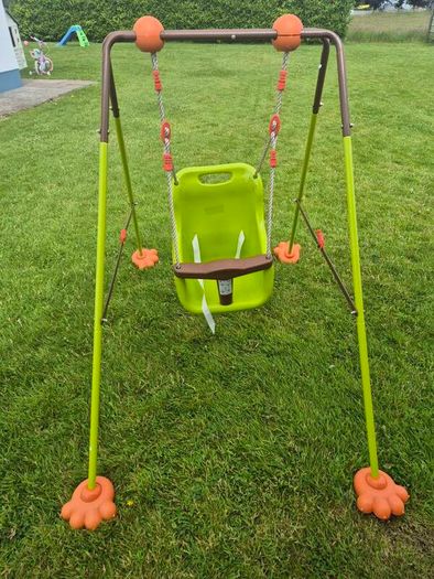 Baby swing