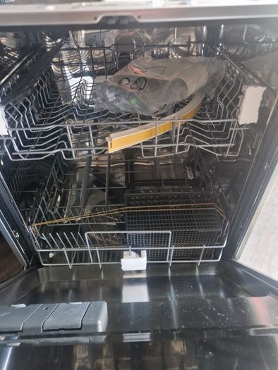 Integrated Dishwasher