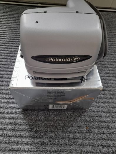 Polaroid Plus Film camera