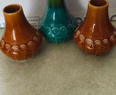 Set of 3 vases 2 browne Small Vase Designs From The Book Of Kells thered one GreenVintage St Michaels House Pottery Designs From The Book Of Kells