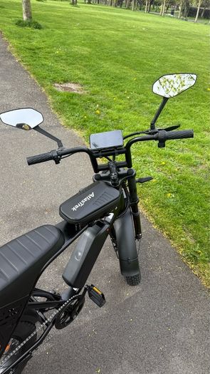 V8 Max E-bike