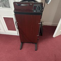 Trouser press