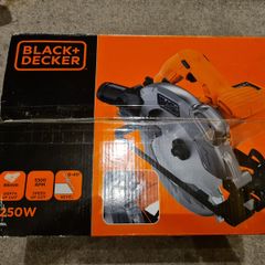 Black + Decker  Circular Saw