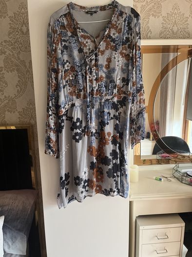 Dress Size 14