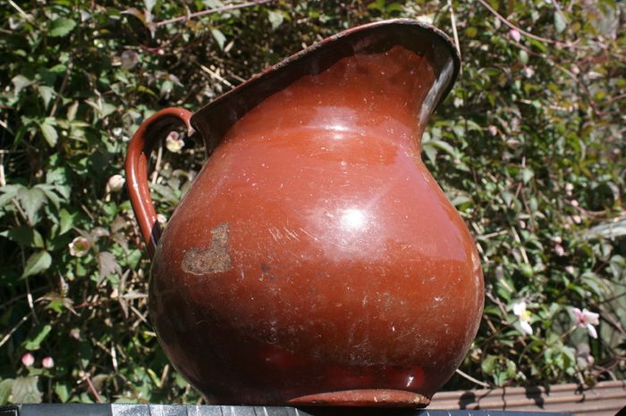 Vintage flower pot