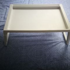 Tray folding