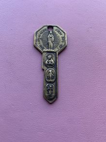Rare Vintage Medal Key