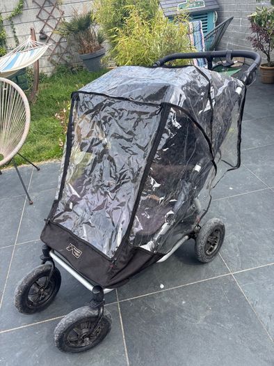Mountain buggy duet double buggy