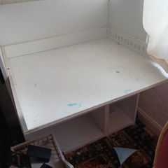 Desk ikea