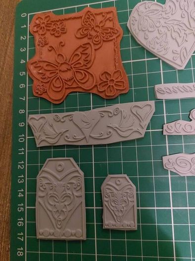 Unmounted stamps