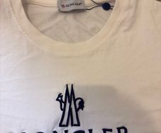 Moncler t shirt