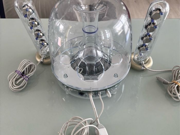 Harmon Kardon sound sticks and subwoofer