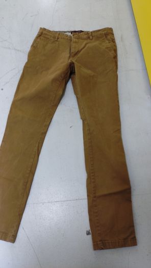 Zara Chinos 40" W.