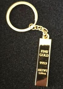 Keyring,  gold ingot.
