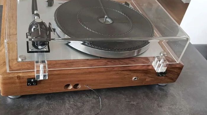 Thorens TD 146