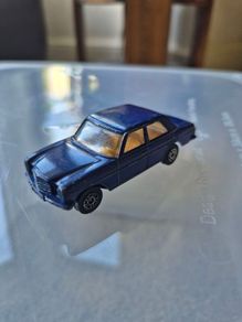 Vntage toy car