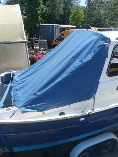SEA Boat with trailer