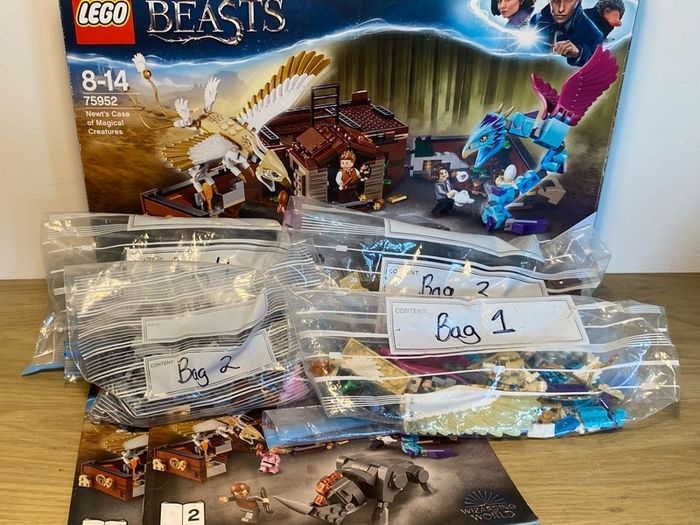LEGO Fantastic Beasts Newt's Case of Magical Creatures