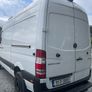 Mercedes 4x4 sprinter Image 3