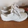 Ladies Trainers Image 4