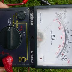 Vintage Insulation Tester Quller QI9002 (not tested)
