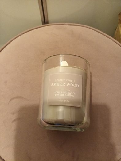 Amberwood 450g glass jar scented candle