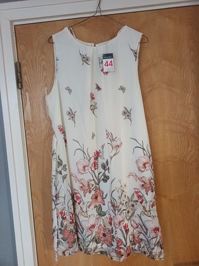 Primark  Dress.  S.16.    B.N.W.T.