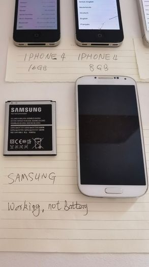 A Bundle Sale of 8 Mobile Phones