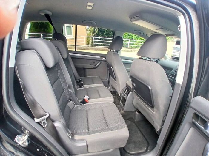 Volkswagen Touran (11) 2.0 Diesel New Nct 04 /27