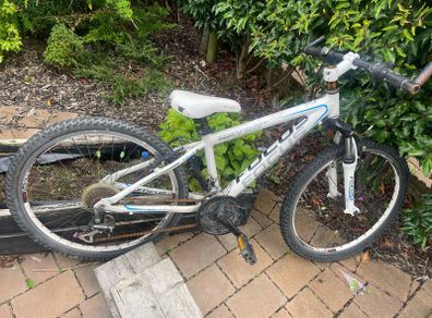 Kids bike 24" wheels