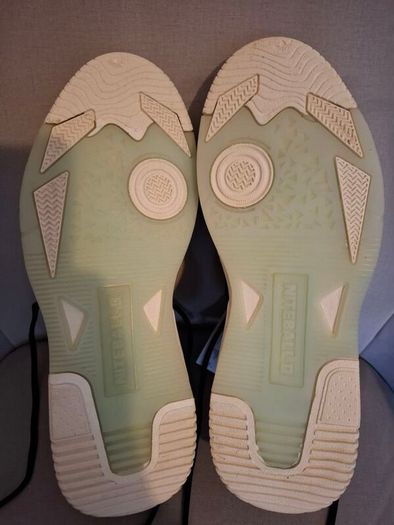 adidas originals Niteball II trainers/ size UK 10