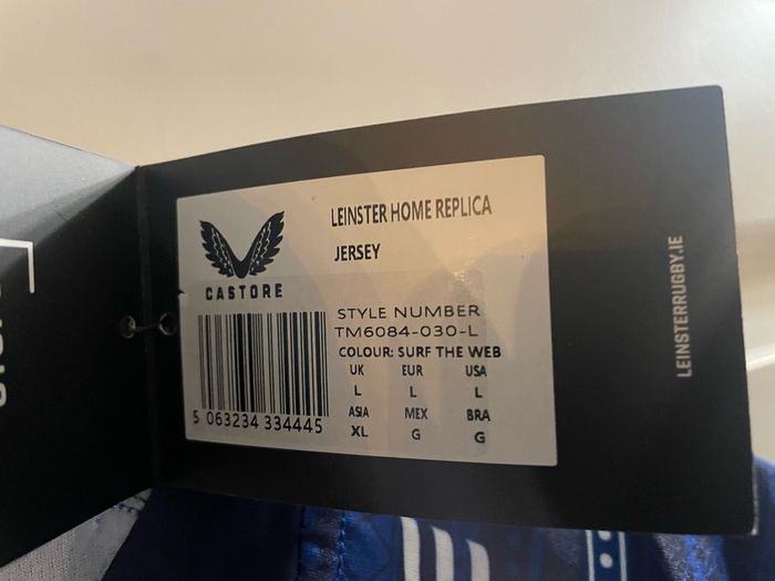 Castore Leinster rugby Jersey size L brand new