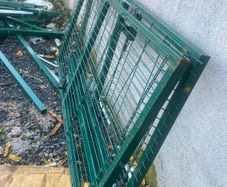 Steel fencing 253 meters used