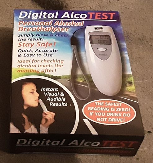new in the box breathalyser