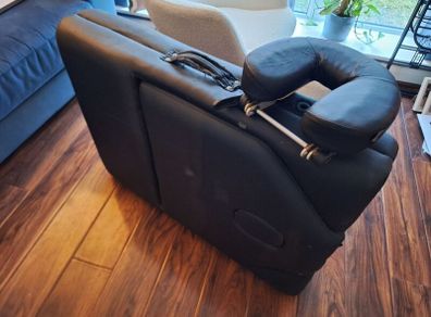 Massage table/bed
