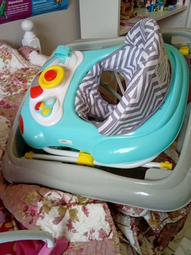 baby walker