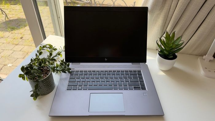 HP ZBook Studio G5 4K | 32GB RAM | 2TB SSD | New Battery | Excellent Condition