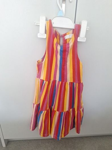 REDUCED Girls 4-5 years clothes bundle
