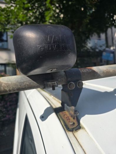 Rhino Van Roof Rack / Roof Bars + 3m Lockable Pipe
