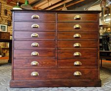 Chest of drawers