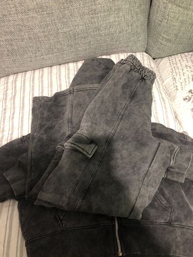 Trousers and hoodie Zara