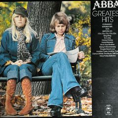 2 ABBA records for just 19 euros. Greatest hits and arrival in Vg condition