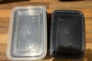 Plastic food containers with lids